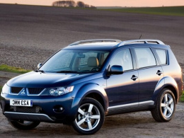 Чехлы Mitsubishi Outlander XL